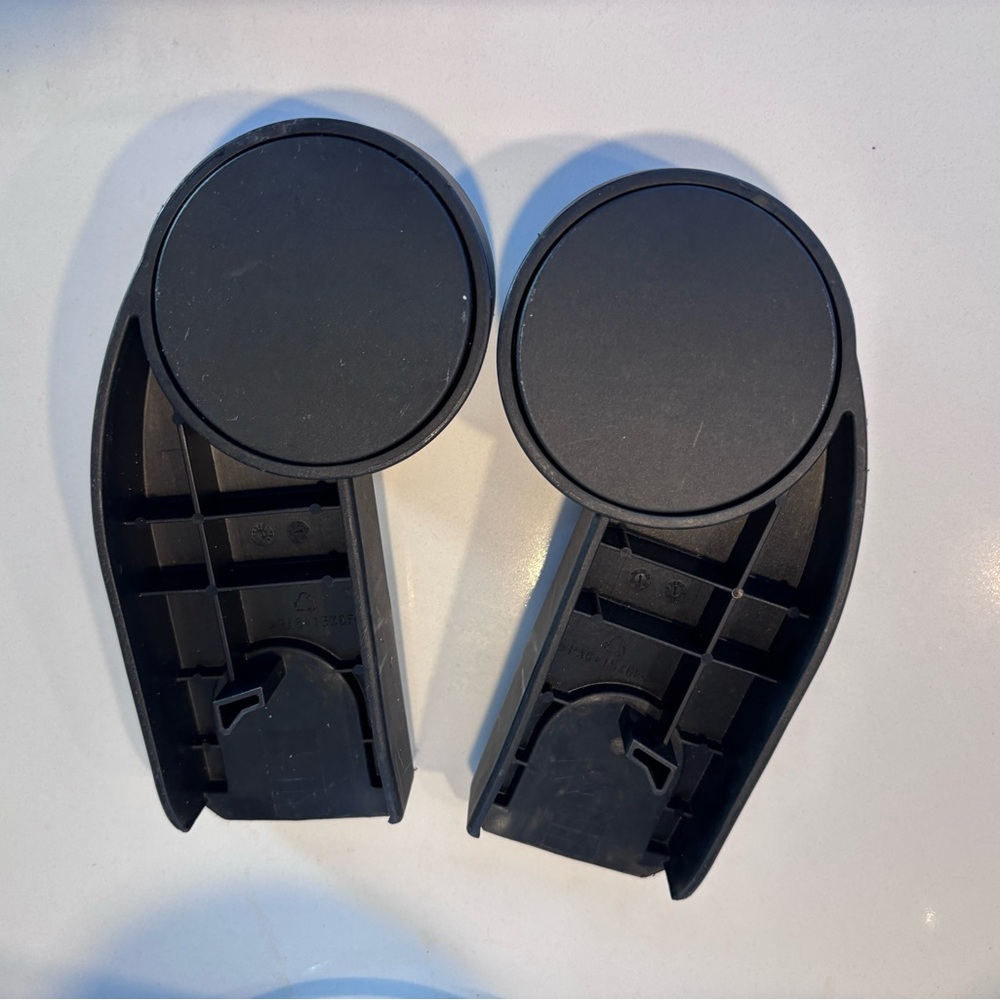 Gazelle S Car Seat Adapter for CYBEX, Maxi-Cosi Mico 30 Nuna infant car seats